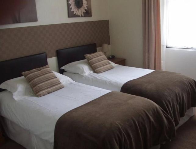 Alister Guest House Ст. Хейлир Джерси Экстерьер фото